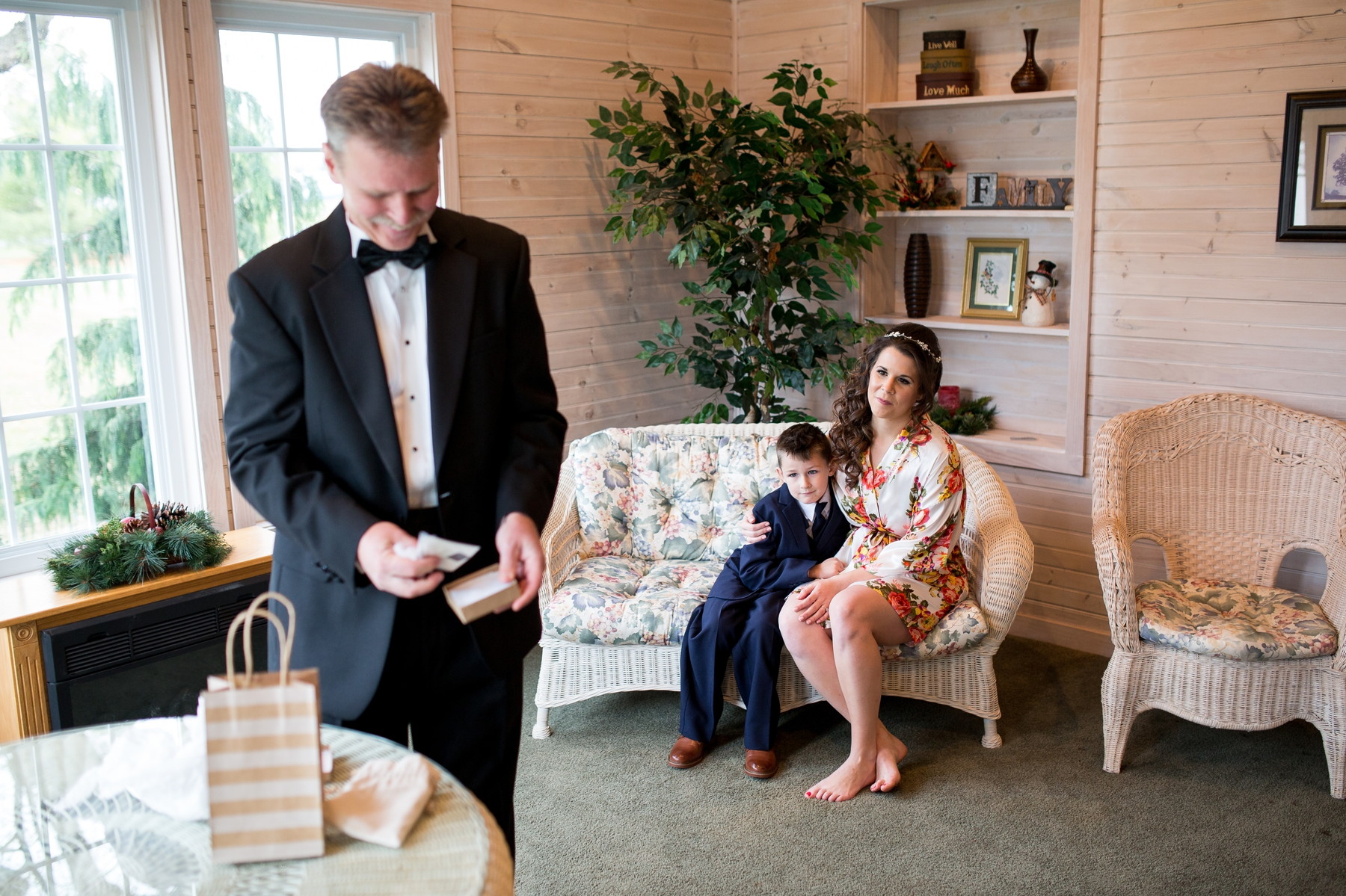 Harvest View Barn Hershey Farms Elizabethtown Pa wedding photography